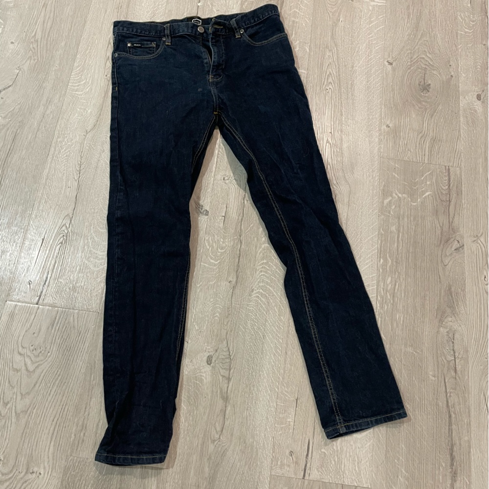 RVCA Daggers skinny jeans. Never really wore them- too tight.